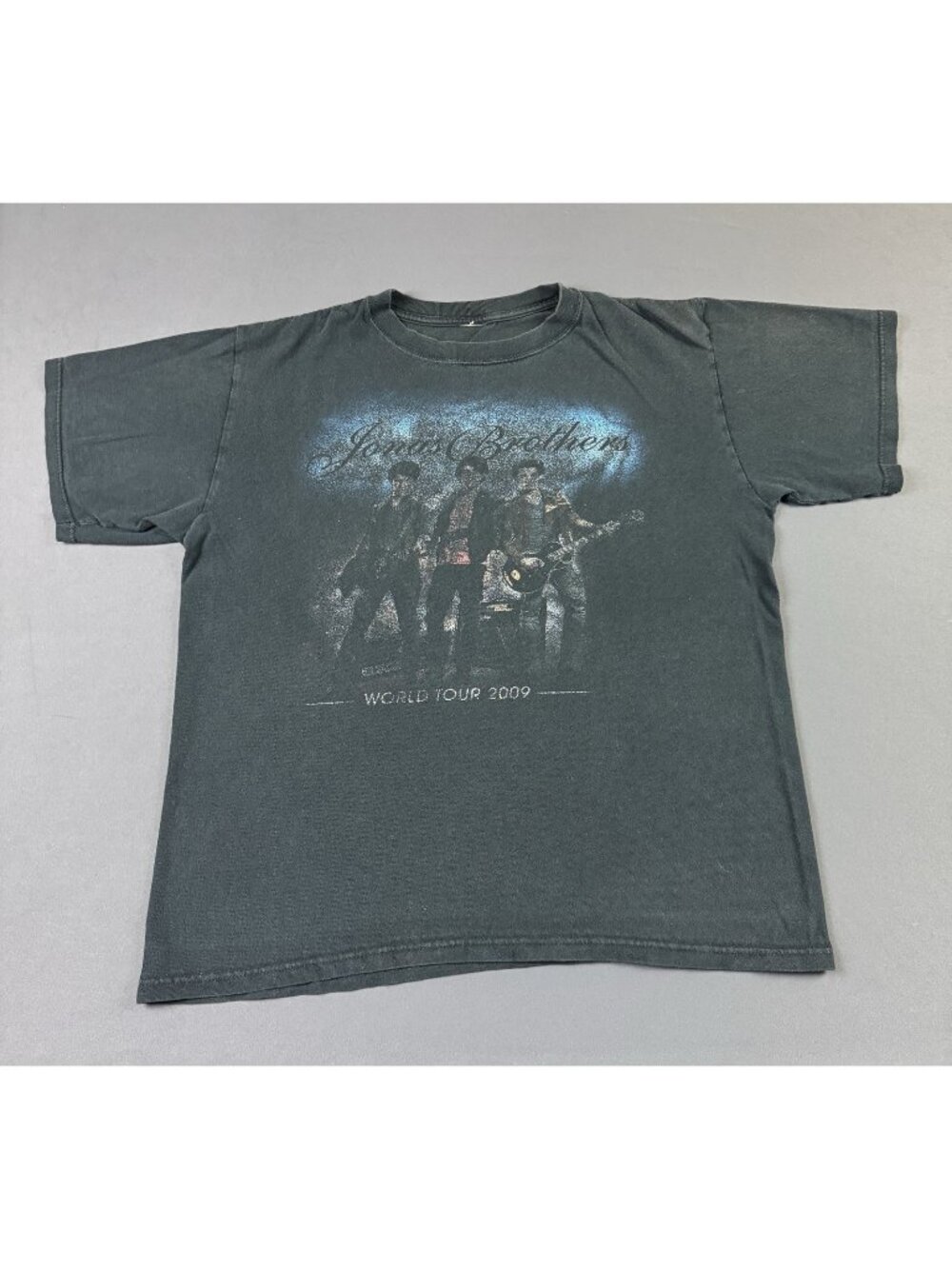 Rare Vintage Y2K Jonas Brothers Sun Fade Black Tee World Tour 2009 Concert Music
